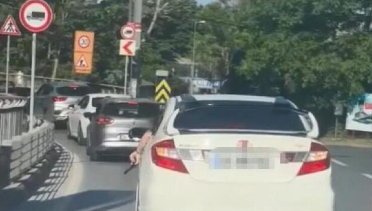Trafikte silah gösteren şüpheli yakalandı! Silah oyuncak çıktı